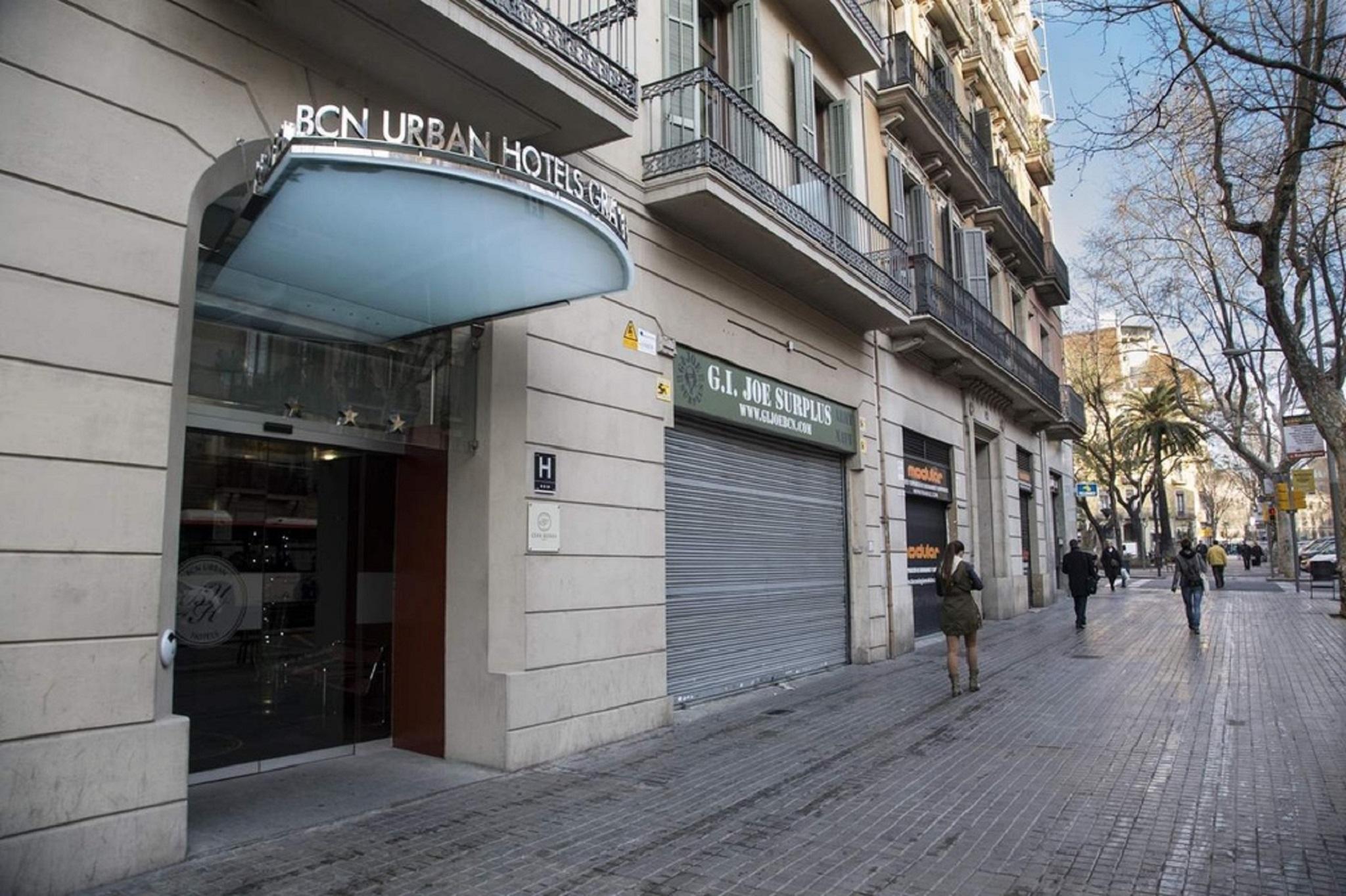 Libere Barcelona Sant Antoni Aparthotel Ngoại thất bức ảnh
