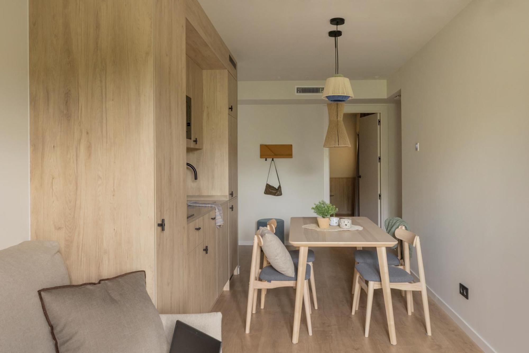 Libere Barcelona Sant Antoni Aparthotel Phòng bức ảnh