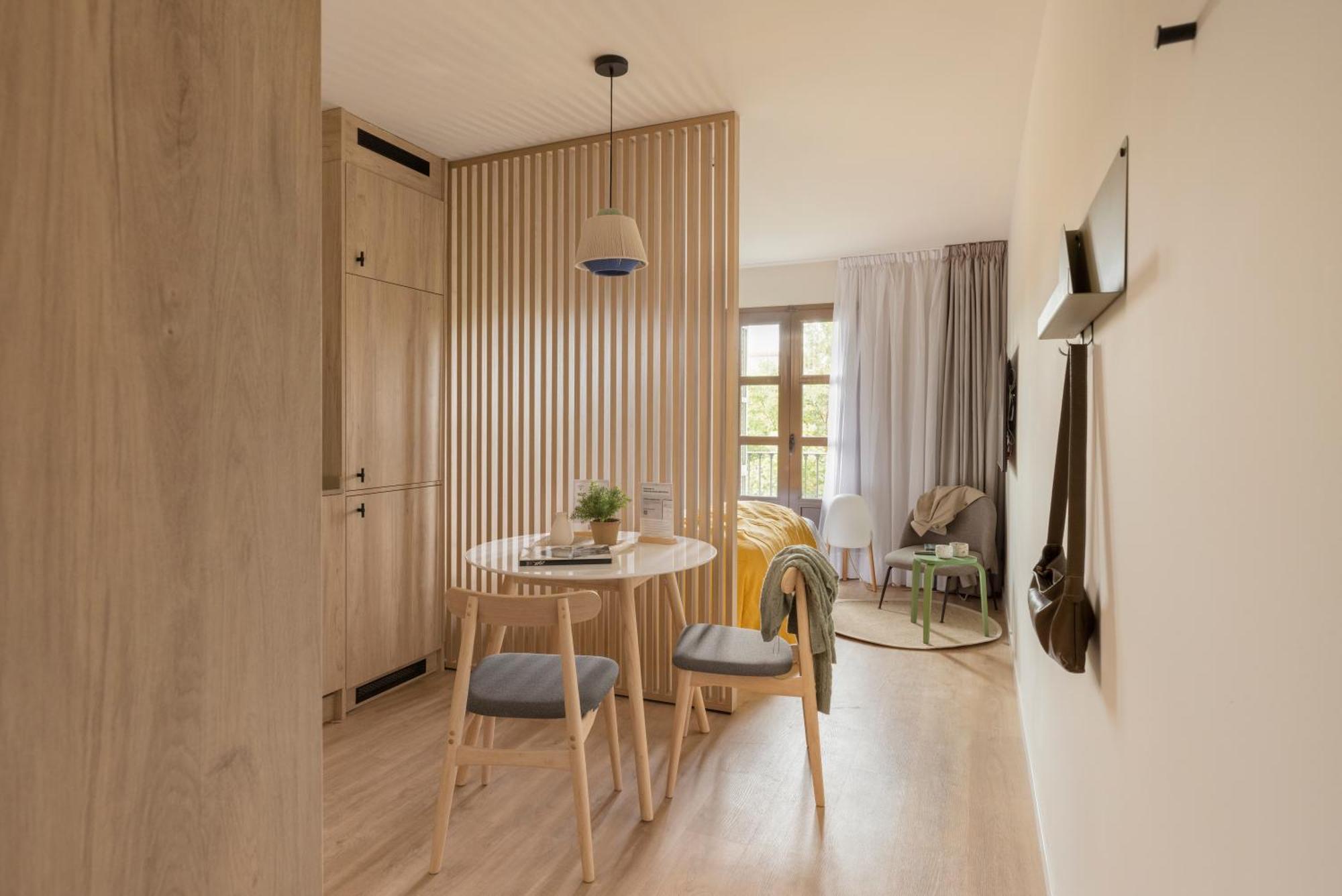 Libere Barcelona Sant Antoni Aparthotel Ngoại thất bức ảnh